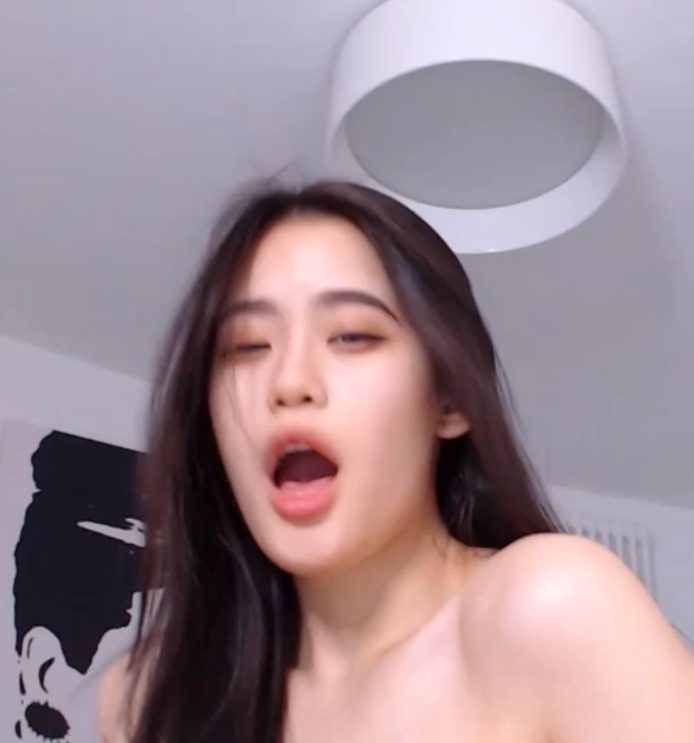 “甜美女神li_chang294部38.1G精彩合集”