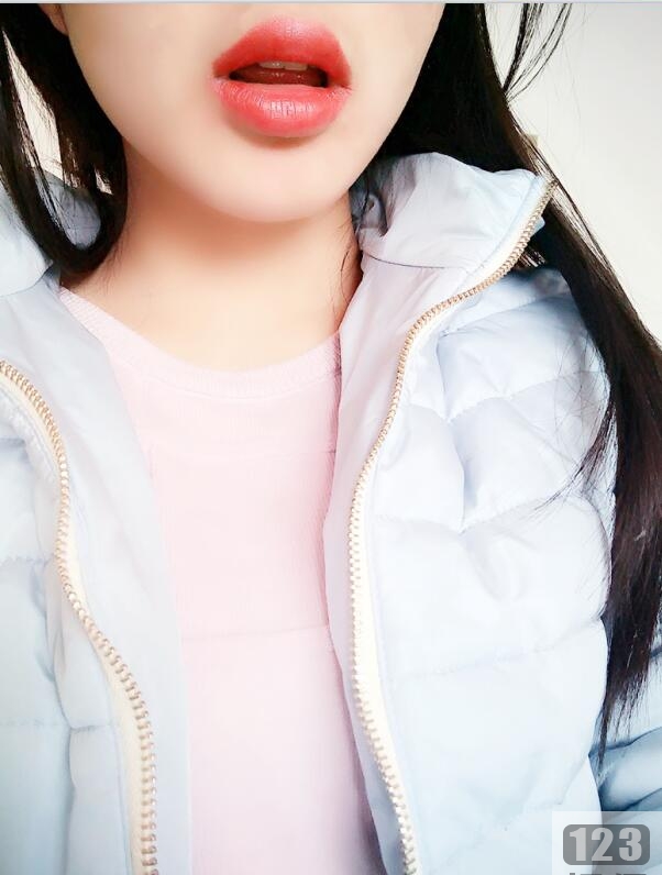 福利平台可爱小猫合集Aki你的小秋秋最新整合89V59G，车灯女孩系列