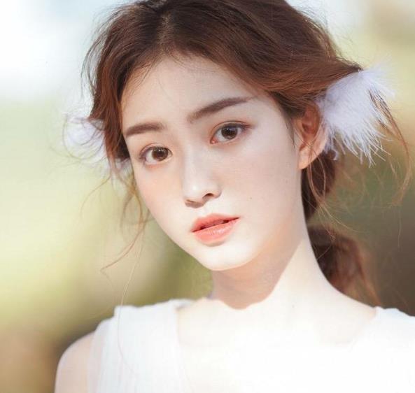 户外直播合集七七樱子4部4.2G，御姐女神身材劲爆