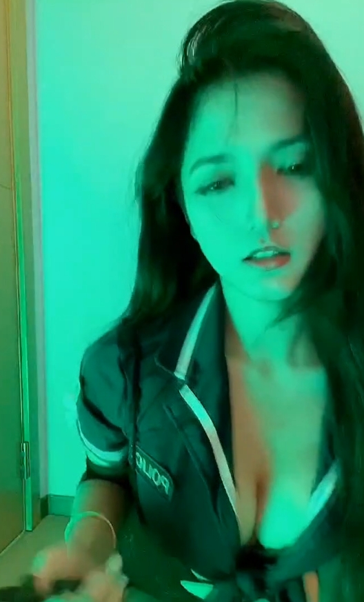 快手主播鬼鬼520私密定制6V500M珍藏版