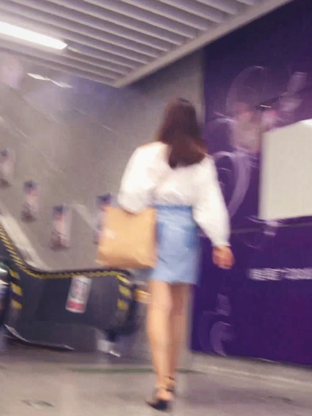 学生妹超稀有深夜全集122P183G汁液横流