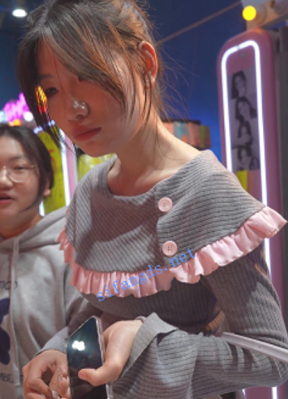 BCAA481小莉逛街合集3部578.9MB诱人至极