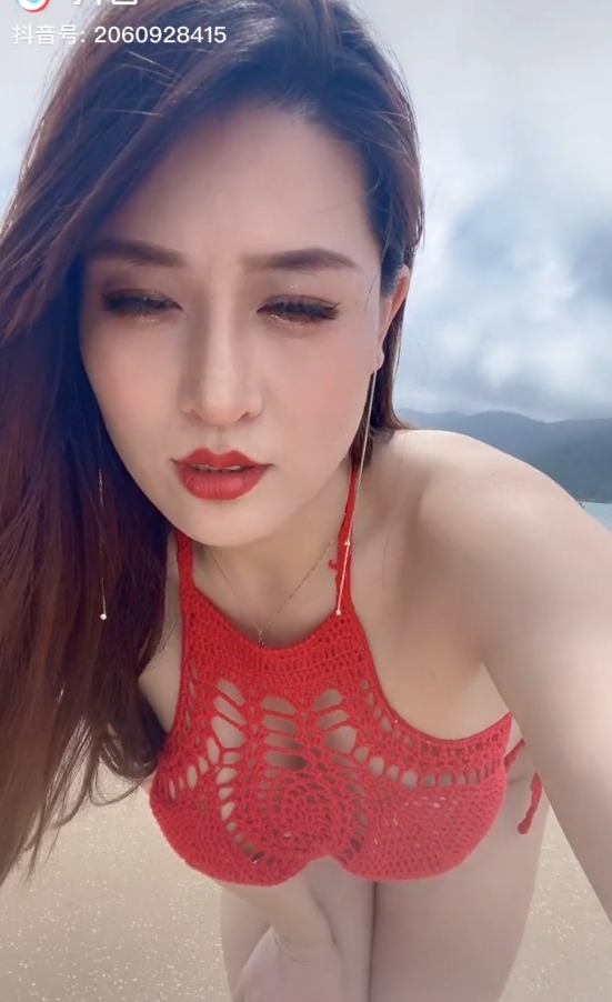 牛奶秋刀姨抖音熟女珍藏2.47G家居实录绝绝子