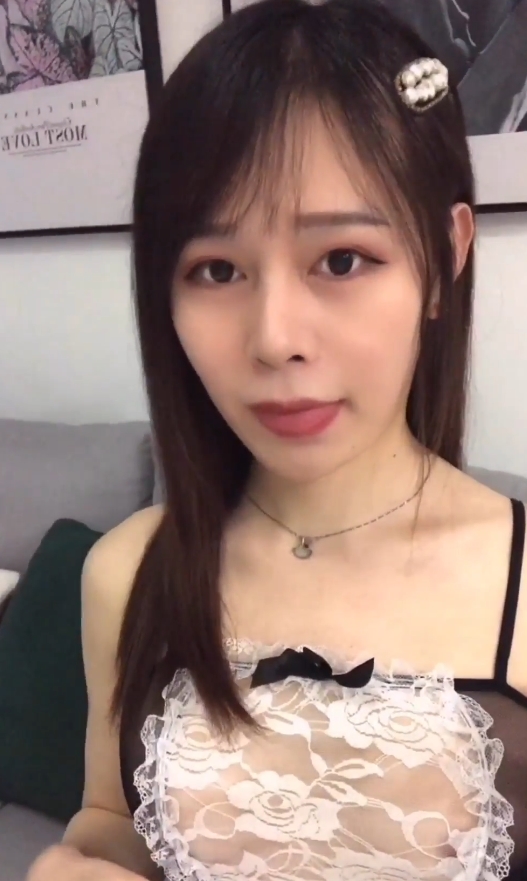 115网盘张思妮女装大佬合集50.9G超火辣