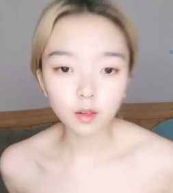 推特小乔蜜桃臀私房视频2部1.13G一线天珍藏版