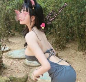 小粉酱贝贝户外高清合集54部2.2G反差绝了