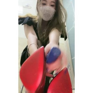 270MB白桃情人节绿老公套路直播1部真感觉