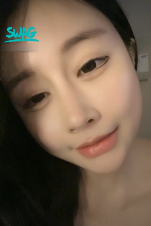 asdfg_ling推特私拍5v3.8G优质木瓜奶