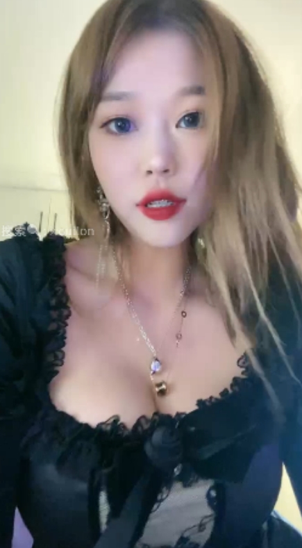 套路直播白桃盯送1V1.2G太会了