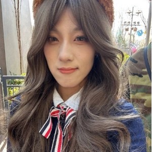 赵思珊野外情侣31部1.54Gpikpak网盘泄密版