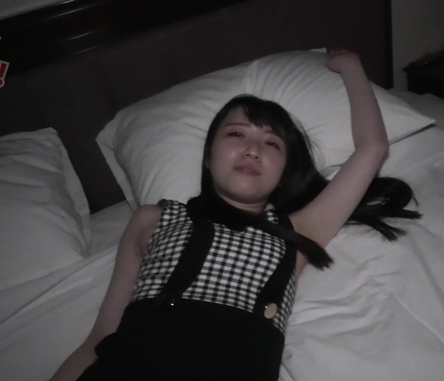 神山ももか三人游高清合集77V265G优质典藏