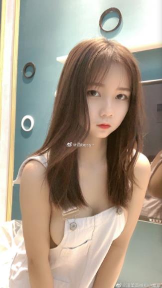 苗老师快手合集1.4G45部太诱人了