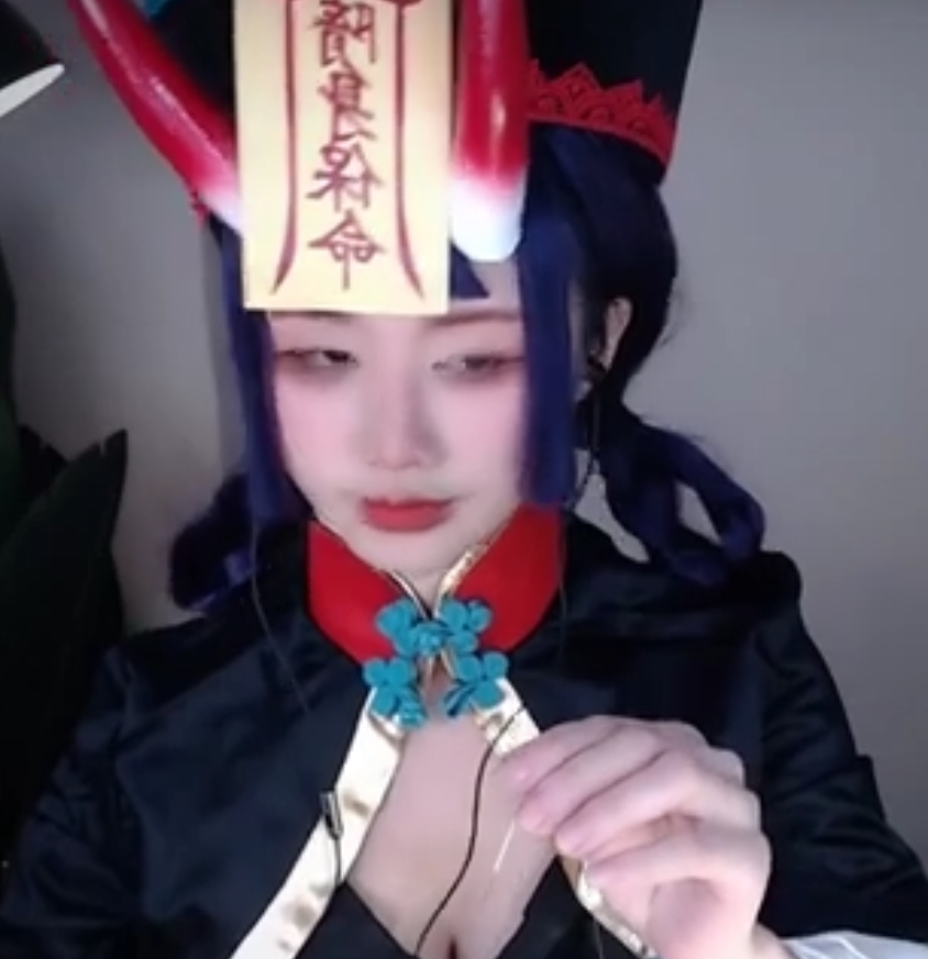 萌夏茉13部助眠合集虎牙Coser专业给作50G凶器毕露