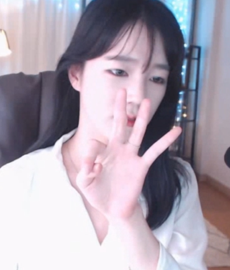 推特徐艳浴室湿身合辑55V40.4G真会玩