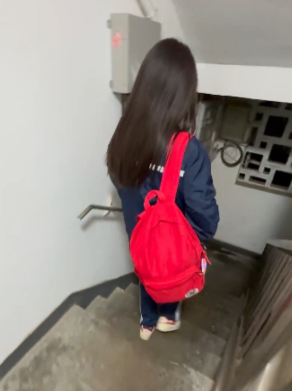 学妹合集专约江南第一深情21.5G白嫩优质