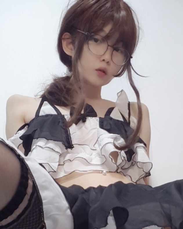 推特蜜桃臀韩国伪娘Ywzzz宅舞八百部59.3G宝藏