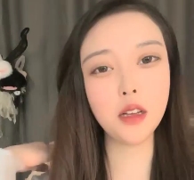 推特小美私房自嗨4V2G流鼻血了