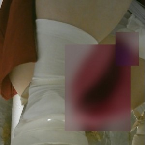 91探花红裙绝密单部176MB厕所门事件