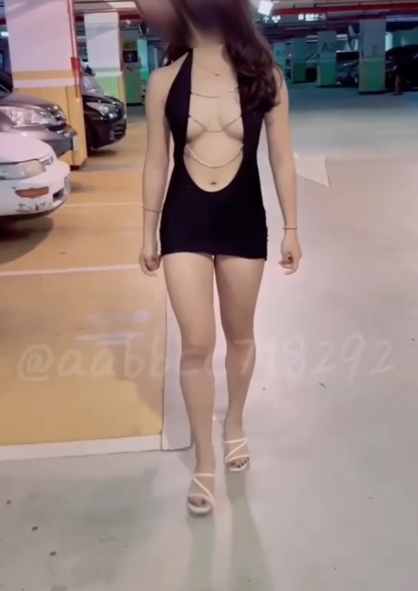 推特小蜜桃Nina夫妻三人游合集32.2G劲爆