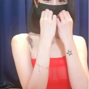 超上头12.6G韩国gkdlzz47主播合集