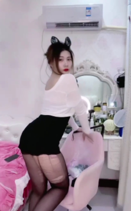 梦大美快手私藏热舞合集35V2.06G蜜桃身材太吸睛了