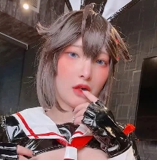 Onlyfans小丁户外cos诱惑合集438P17V2.4G绝美身材