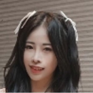 娜娜女王足下圣旨1部465M娇媚御姐范