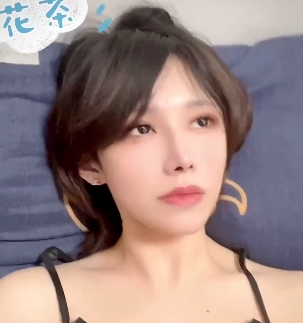 OnlyFans花茶TS女王纯欲私房集7部968MB瞬间充血