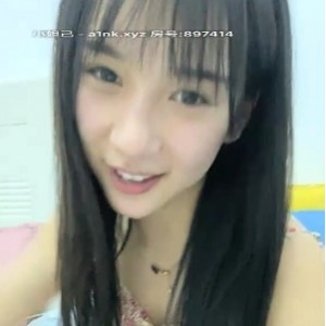 嗲声萌妹杨葱葱超能力私拍1V视频517M诱惑力十足