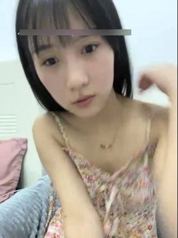 嗲声萌妹杨葱葱超能力私拍1V视频517M诱惑力十足