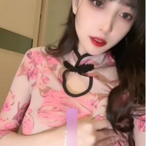 印花旗袍秀人林星阑视频1部270M曲线撩人