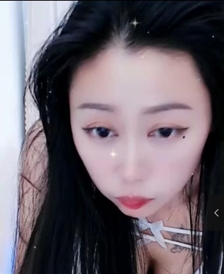 西萌子虎牙定制私拍4V555M绝美身材视频