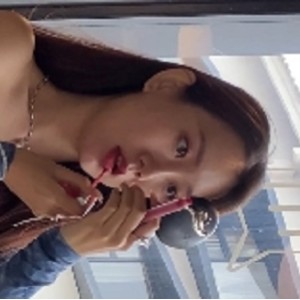 女神小莉长腿翘臀视频1部6.39G包臀皮裙高跟极致诱惑